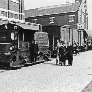 Deze foto is gevonden door Albert Stappenbeld De kolentrein uit Ruhr komt aan bij het ketelhuis