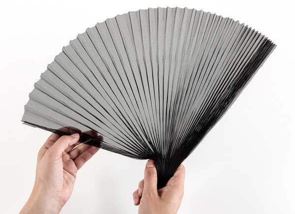 Warp knitted insect screen mesh -pleated